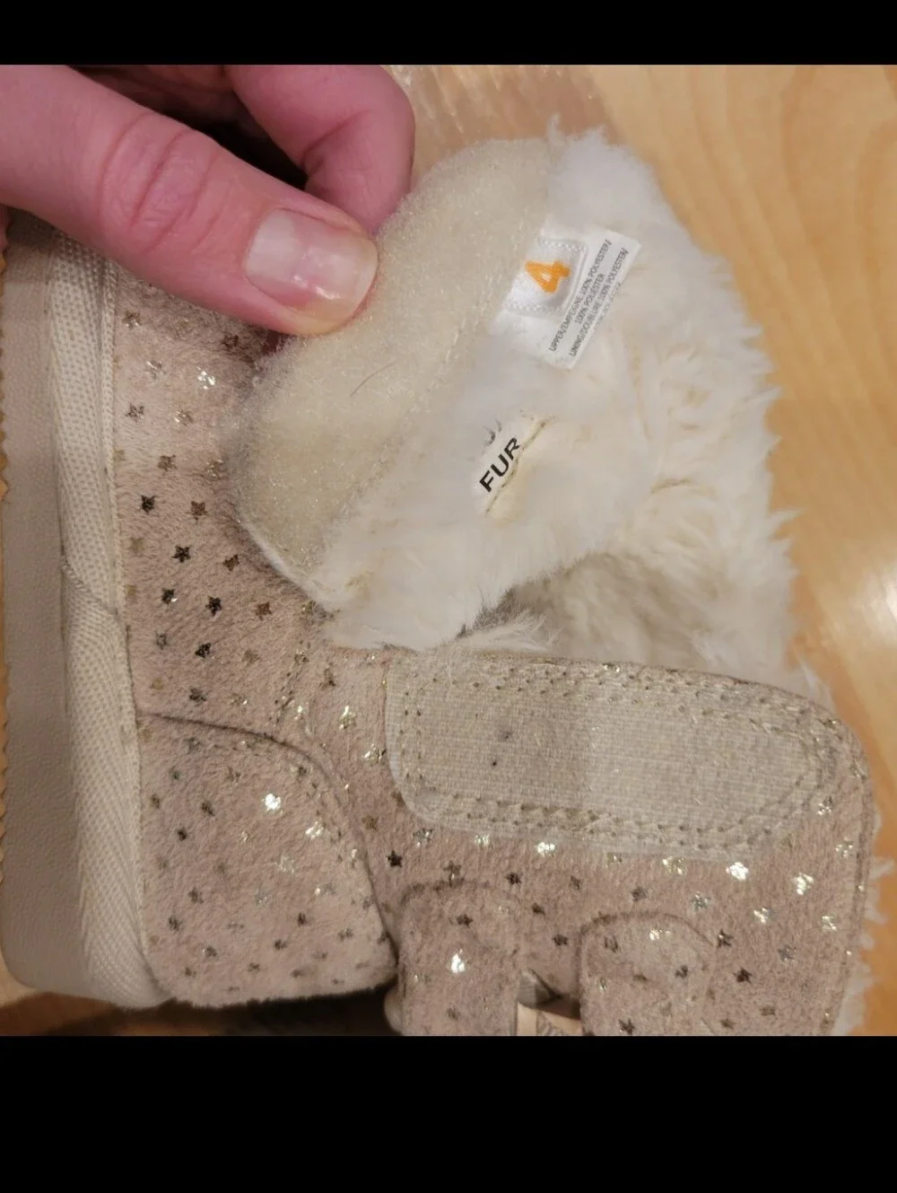 Baby Faux Fur Winter boots Tan Gold Stars Size 4